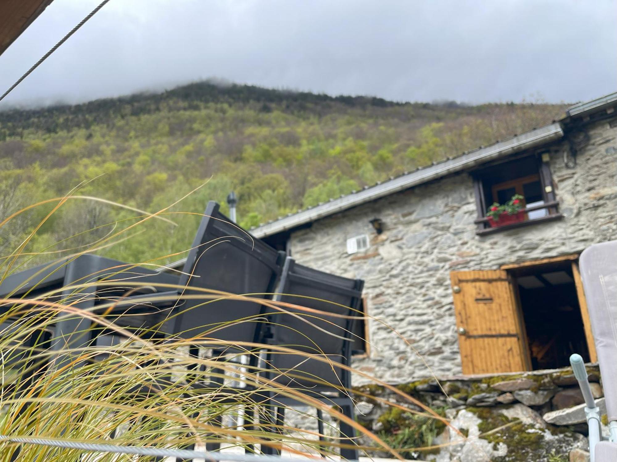 Grange Renovee, Pyrenees Ariegeoises, Gite Haute Ariege Auzat Exterior photo